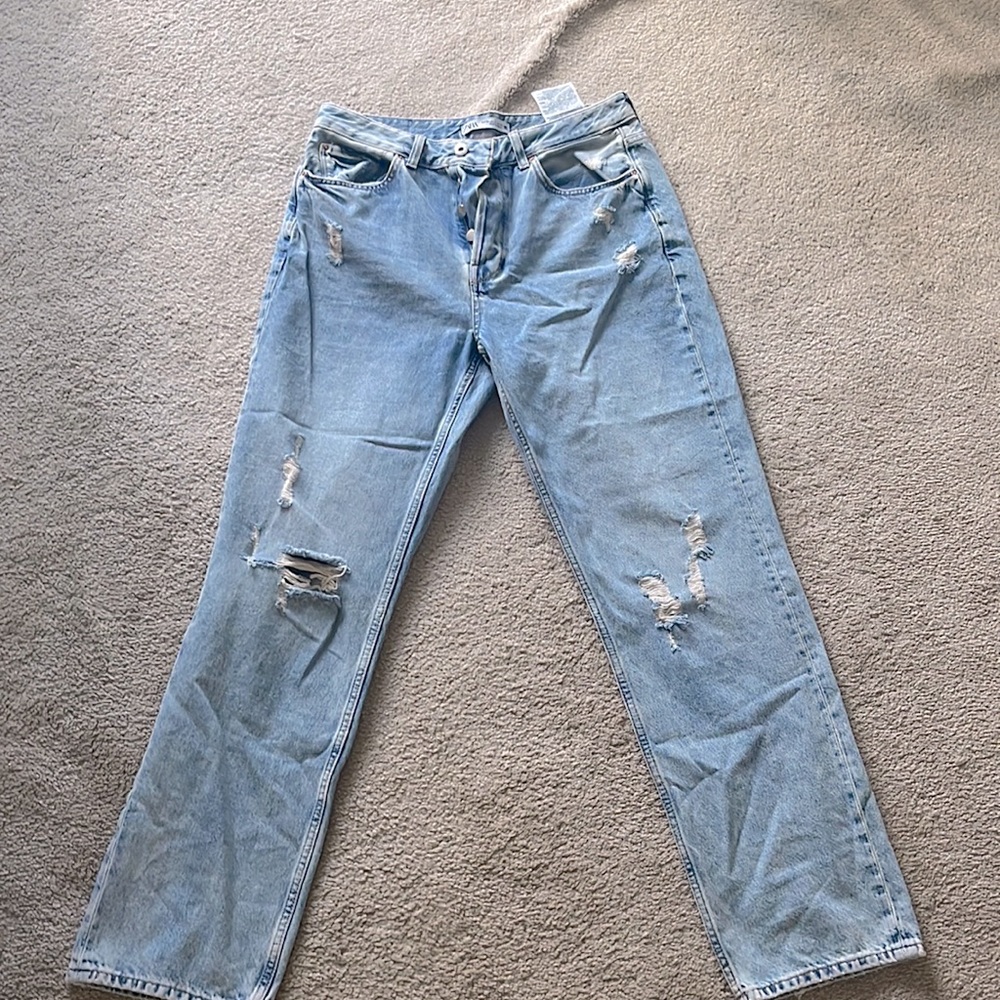 Zara boyfriend jeans!